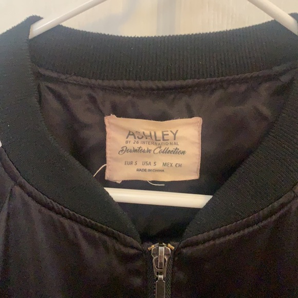 Satin Bomber Jacket Embroidered Floral Size S - Picture 4 of 8